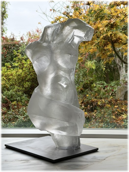 Chatoyant glass sculpture by David Varnau